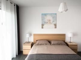 Studio indépendant chez l’habitant au calme, hotel din Dompierre-sur-Yon