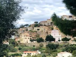 CORSE - Lumio, Balagne petite maison loft, vue imprenable sur le Golfe de Calvi
