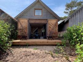 Small Vinter Summer House, lodge in Käsmu