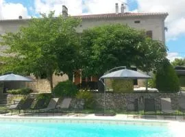 Gites La Peyroulière