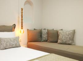 Theodora Luxury Studios, hotel in Naxos Chora