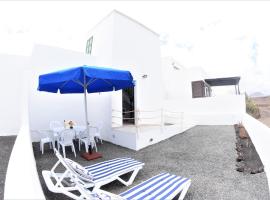 Casa Los Lajares, hotel in La Santa