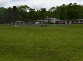Paramount Motel Pocono, Hotel in East Stroudsburg
