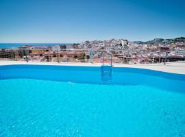 Bahía Almuñecar, hotel v destinácii Almuñécar