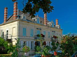 Hotel Henri IV, cheap hotel in Coutras