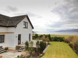 Lochview Guesthouse: Corran, Loch Linnhe yakınında bir otel