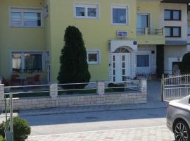 Apartmani Nova, Cama e café (B&B) em Karlovac