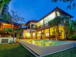 Mawar Estate, country house in Seminyak