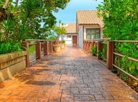 AlexaPD Private Water Chalets