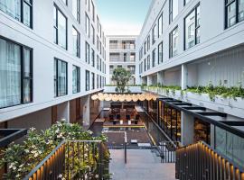 Novotel Chiangmai Nimman Journeyhub, hotel in Chiang Mai