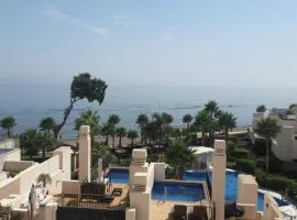 103 - Beach apartment with Spa & Gym