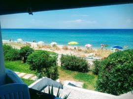 House by the sea, hotel v destinaci Skála Foúrkas