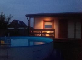 Domki Monika, hotel v destinaci Sarbinowo
