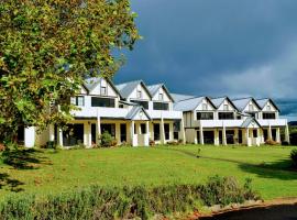 Salty Dog Inn, pet-friendly hotel in Snells Beach