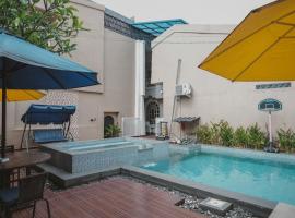 10 Hotel Dengan Kolam Renang Terbaik Di Bandar Lampung Indonesia Booking Com