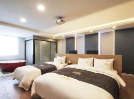 No.1 New Yorker Hotel, hotel in Jinju