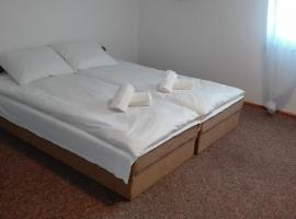 Hotel Zacisze, hotel v destinaci Ełk