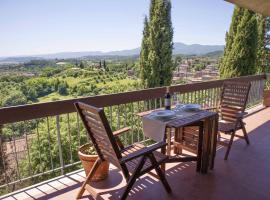Villa Donatelli - Spacious Panoramic Villa, Perfect for Visiting Tuscany, hotel v destinaci Chiusi