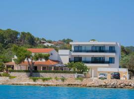 Hotel Paradise Punta, hotel v destinaci Nečujam