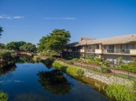 Park Shore Resort by Sunstream, hotel near Southwest Florida Holocaust Museum, Naples