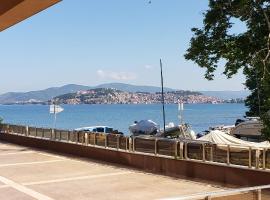 Park Beach Apartments Sofi & Kiki, hotel di Ohrid