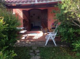 Il Melograno Cannigione Villaggio Gallura, holiday home sa Cannigione