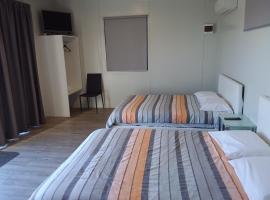 Pine Lake View Lodge, hotel sa Kaiapoi