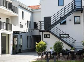 Hotel Florian&Godler, hotel v destinaci Karlovac