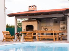 Villa Nava, hotel with parking in Benkovac