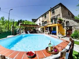 Stone Cottage in Tuscany with Private Pool