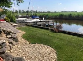 25h GARDEN Apartment PLUS private Beach