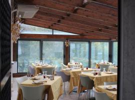 Hotel Margherita, hotel Montepiano városában