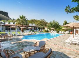 STRAWBERRY Skiathos, hotel v destinaci Agia Paraskevi