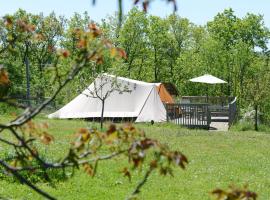 Ingerichte tenten Domaine les Gonies, luxury tent in Mauroux