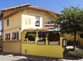 Le Provencal En Bugey, hotel v destinaci Hauteville-Lompnes