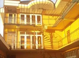 Inn Sogdiana