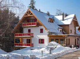 Bolfenk lodge apartment, hotel perto de Sleme Ski Lift, Hocko Pohorje