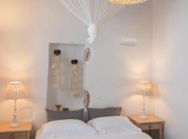 Apollonion house, cheap hotel in Apollonia