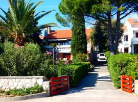 Apartmani Jutro, h&ocirc;tel &agrave; Novalja