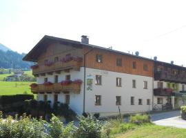 Ferienhotel Elvira, hotel in Thiersee