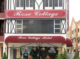 Rose Cottage Hotel Bandar Seri Alam, hotel di Masai