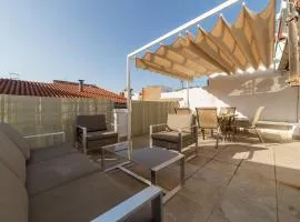 FLORIT FLATS - CENTER 2BR 2BA ATTIC TERRACE VIEW WIFi AC