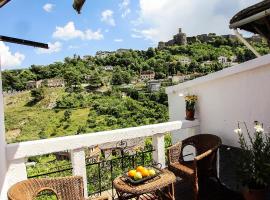 Trigona Hostel, hotel em Gjirokastër