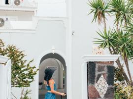 Wisteria Apartments, self catering accommodation in Karterados