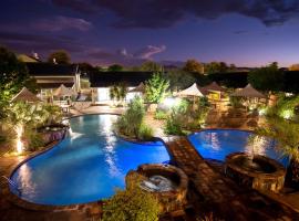 Arebbusch Travel Lodge, glamping site in Windhoek