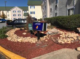 Intown Suites Extended Stay Atlanta GA-Snellville, hotel v destinaci Snellville