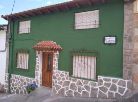 LOS CALLEJONES, camera con cucina ad Arenas de San Pedro
