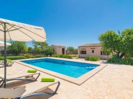 S'Estret, Hotel in Santanyi