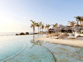 BLESS Hotel Ibiza - The Leading Hotels of The World, hotell i Es Cana