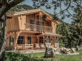Benglerwald Berg Chaletdorf, hotel en Bach